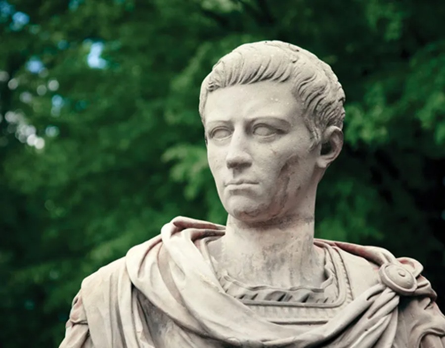 Statua dell'imperatore Caligola