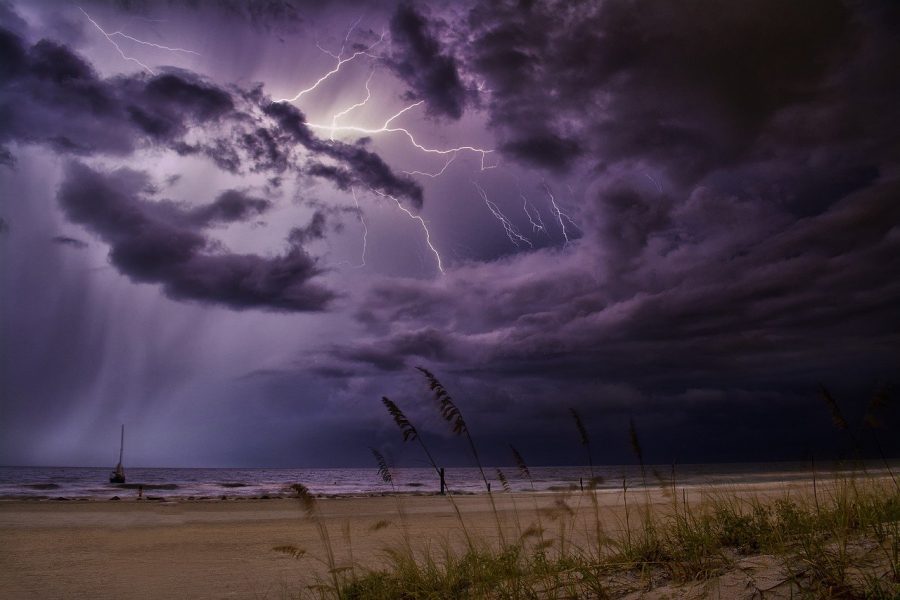 Storms cause disruption in Italy Thunderstorms