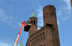 Tornado e grandine lasciano decine di feriti a Cremona